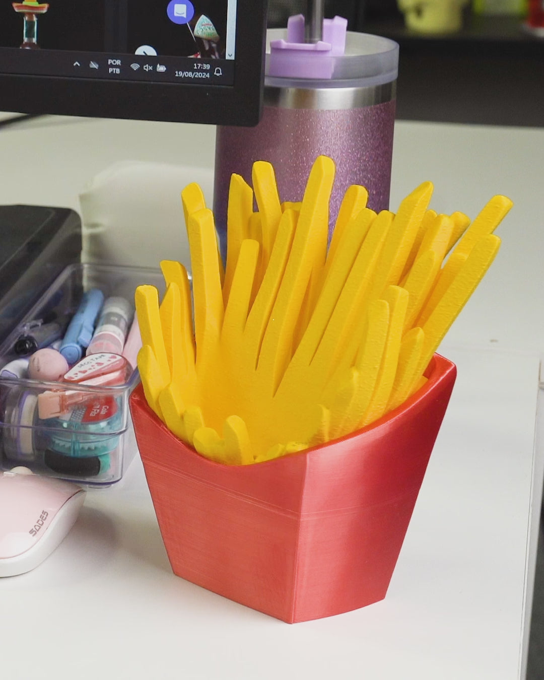 Fast food Snack phone holder McDonald's Fries plastic charging cellphone station